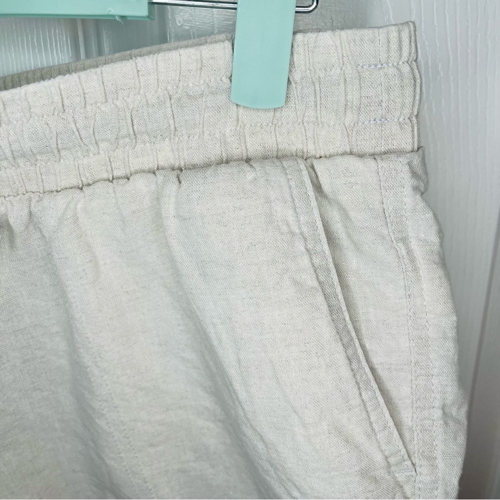 Amazon Essentials Women's 4.5" Inseam Drawstring Linen Blend Short M - Picture 5 of 9